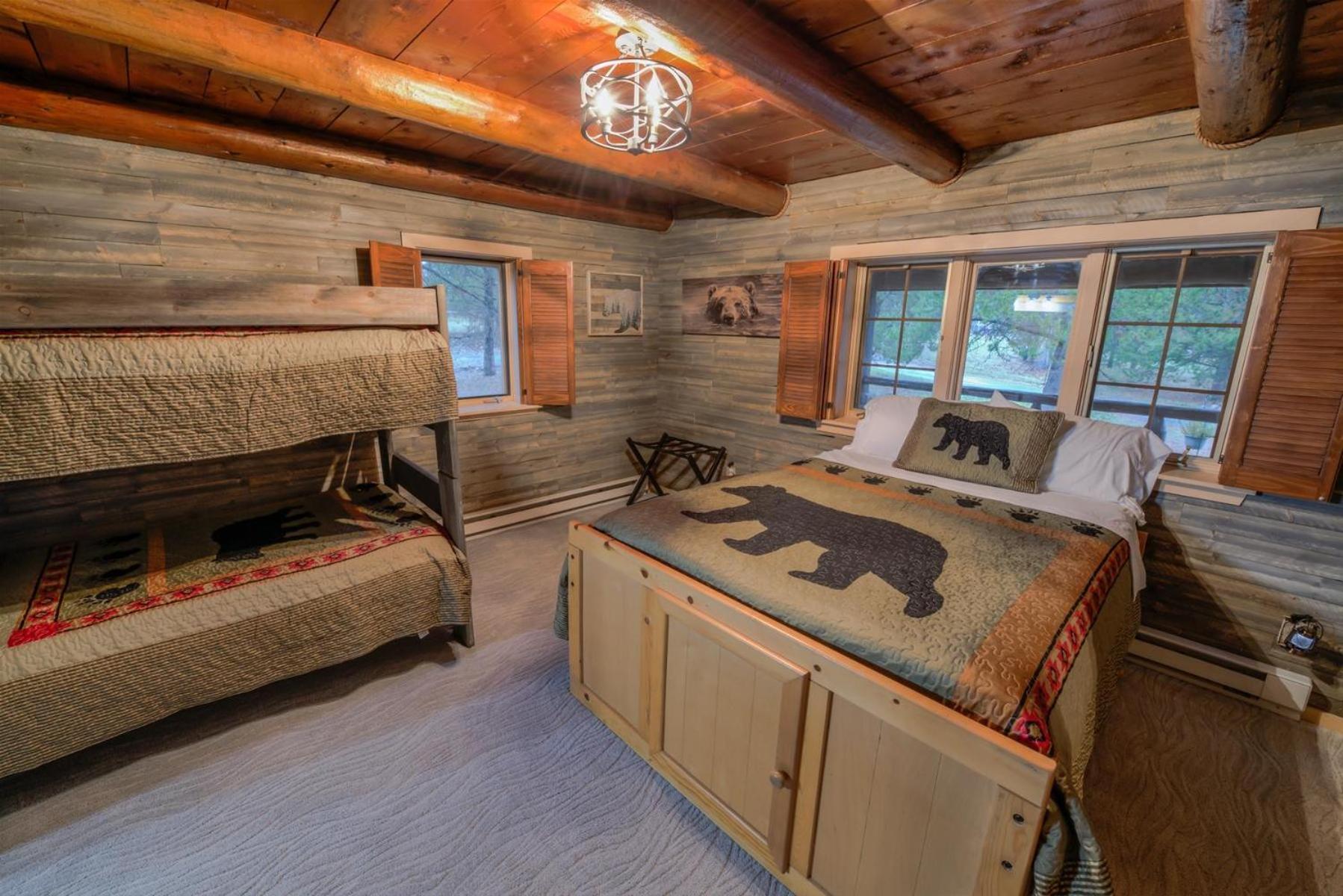 Вілла The Moose Bunkhouse Вест-Йеллоустоун Екстер'єр фото